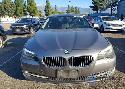2012 BMW 528 I из США, поврежденный, VIN WBAXG5C56CDX02722